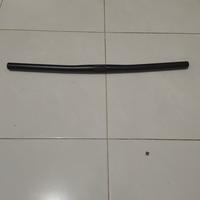 Gambar Handlebar stang flat lurus flatbar standar 25.4 alloy panjang 560mm hitam dari Chiro Bike undefined 2 Tokopedia