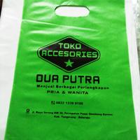 Gambar Plastik plus sablon nama toko 20x30 isi 100pcs dari The KingKong undefined 3 Tokopedia