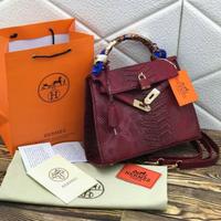 Gambar TAS SELEMPANG WANITA TAS BATAM WANITA TAS BRANDED BATAM ORIGINAL 257 - MAROON dari Tas_Brandimport undefined 4 Tokopedia