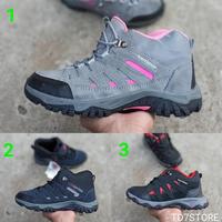Gambar Sepatu Gunung Karrimor Hiking Sepatu Outdoor dari TD SPEEDSHOP undefined 1 Tokopedia