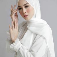 Gambar Pashmina Sabyan Diamond / jilbab scrap pashmina sabyan - ABU MUDA/SILVER dari Konveksi Manset undefined 4 Tokopedia