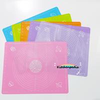 Gambar Alas Adonan Silikon Tatakan Rolling Kue Matras Baking Sheet Roti dari Kitchenpedia New undefined 1 Tokopedia