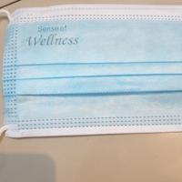 Gambar masker sense of welness box biru dgn emboss dari Cimul Cemil undefined 5 Tokopedia