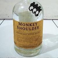 Gambar Botol Bekas Monkey Shoulder. dari Fiki Fan Shop. undefined 1 Tokopedia