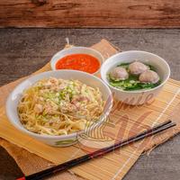 Gambar Mie Yamien Toping Baso, Asin/Manis, Mie Kuning/Charcoal - Mie Charcoal, Asin dari Bakmie 16 undefined 1 Tokopedia
