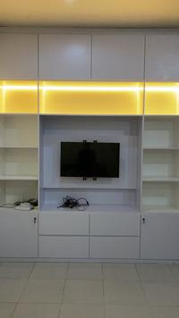 Gambar lemari TV minimalis modern dari ROA Studio Arsitektur undefined 2 Tokopedia