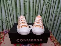 Gambar Sepatu Sneakers Anak CONVERSE Ctas Junior Original - 34 dari grasyn store undefined 2 Tokopedia