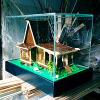 Gambar Miniatur Rumah Adat Indonesia (+ kotak akrilik ) dari Arqee art undefined 4 Tokopedia