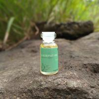 Gambar sampel 3 ml - minyak kayu putih / cajuput oil dari Pavettia Essential Oil undefined 1 Tokopedia