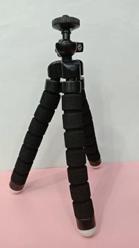 Gambar Mini Tripod Octopus for Webcam - Action Camera Black tanpa Holder dari clickclickbdg undefined 1 Tokopedia