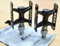 Gambar Pedal MKS Promenade Ezy Black dari Overflow 7 undefined 3 Tokopedia