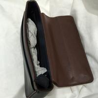 Gambar dompet kulit hush puppies Ori baru dari branded Art and boutique undefined 4 Tokopedia