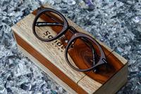 Gambar frame kacamata kayu kombinasi besi sandel Nias kacamata wanita dari SANDEL.EYEWEAR undefined 1 Tokopedia