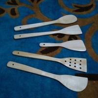 Gambar Sutil/Sendok/Spatula/Sodet Kayu Mahoni set isi 5 pcs - Stil Set+s.jepg dari el artgallery undefined 5 Tokopedia