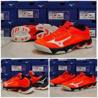 Gambar Sepatu Badminton/Volly Mizuno WLz 6 Low Premium import Pria dan Wanita - Greey, 45 dari Familysport93 undefined 2 Tokopedia