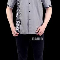 Gambar hem kemeja koko pria lengan pendek kombinasi batik model baru katun - batik acak, M dari Batik Lanange Zeli undefined 5 Tokopedia