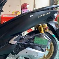 Gambar Variasi Honda ADV 150 PCX 150 Cover Tutup Hawa Filter Bening Smoke ADV dari AUTO GALERY SPORTS undefined 5 Tokopedia