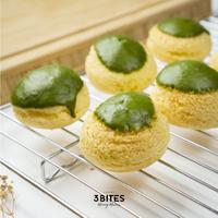 Gambar Matcha Choux / Soes Matcha / Matcha Creampuff / Matcha Puff dari 3Bites Cakery undefined 3 Tokopedia