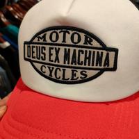 Gambar Topi Deus Motor Deus Ex Machina Original Red White Bestseller dari ImportHat undefined 2 Tokopedia