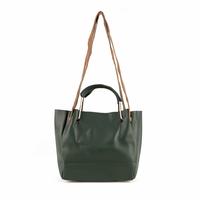 Gambar Tas wanita kulit/Tas jalan jalan/tas kerja wanita kode TFW 01 - hijau botol dari Deo Bags undefined 2 Tokopedia