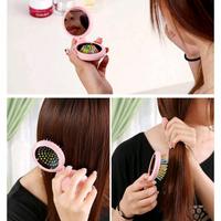 Gambar Kaca Sisir Lipat 2IN1 Portable Mini Folding Sisir Pijat Karakter Cute - KACA SISIR 2IN1 dari its Tumbuh Berkah undefined 4 Tokopedia
