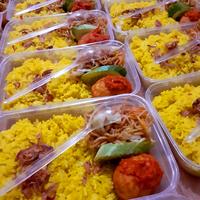 Gambar nasi kuning / nasi jumat berbagi / nasi box / nasi telor mie /nasi mie dari Dapur Alvin Tangerang undefined 1 Tokopedia