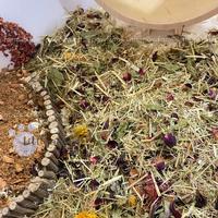 Gambar BLOOM IN LOVE HAMSTER BEDDING TOPPER FLOWER MIX - 100g dari LITTLEPAWFAM BY MEL undefined 3 Tokopedia