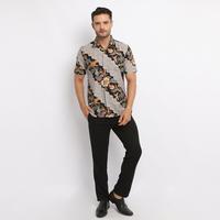 Gambar MAGINOT IRAWAN Batik Slim Fit Lengan Pendek - Hitam, L dari Maginot Indonesia undefined 5 Tokopedia