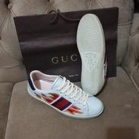 Gambar sepatu pria Gucci snakers original size 10 . dari Benz korneo shoes undefined 3 Tokopedia
