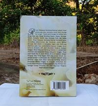Gambar Ritual Pelepasan Kembang Setaman Masyarakat Melayu Sanggau dari TOMS BOOK undefined 2 Tokopedia