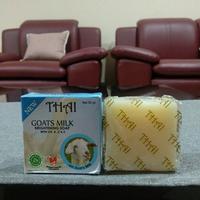 Gambar Thai Sabun Susu Kambing Batang 50gr - Sabun Pemutih Badan dari D.Whale Cos NEW undefined 5 Tokopedia