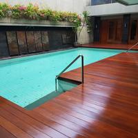 Gambar decking kayu ulin kolam renang harga perm² sdh sama pasang finishing dari deckingkayuulin undefined 2 Tokopedia