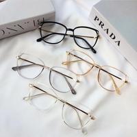 Gambar Kacamata Bluecromic / Photocromic / blueray / Anti Radiasi Wanita - Photocromic dari JETEYEWEAR undefined 2 Tokopedia
