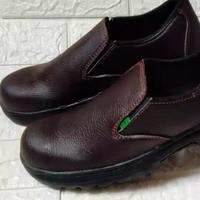 Gambar FZ..sepatu safety-kerja Caterpillar-safety boots-proyek lapangan dari fazillastore1 undefined 2 Tokopedia
