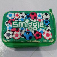 Gambar kotak pensil smiggle bekas dari Arif.gtx Shop undefined 1 Tokopedia