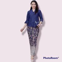 Gambar kebaya setelan brukat rok batik plisket floi tiga - 3, M dari renil kebaya undefined 2 Tokopedia