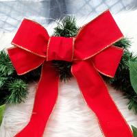 Gambar Classic Christmas wreath dari Eloise chelsea florist undefined 3 Tokopedia