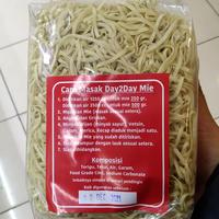 Gambar Day2Day Mie Kuning Gepeng 500gr dari yelisa27 undefined 2 Tokopedia