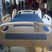 Gambar Tempat tidur rumah sakit, Elektrik kupu-kupu Sella. Bed patient Sella - Tanpa Matras dari SCALEWAWA undefined 1 Tokopedia