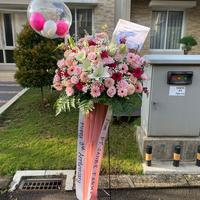 Gambar standing fresh flower garbera, rose adn lily dari DomonicFlorist undefined 2 Tokopedia