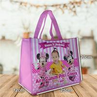 Gambar tas goodie bag custom ultah tulisan nama dan foto anak, size 25*12*20 dari Ashima Auto Cover undefined 5 Tokopedia