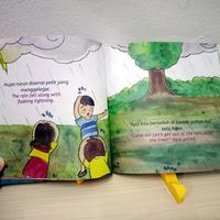 Gambar Buku Cerita Anak Hari Penting Sedunia / Bilingual Book dari Jolly Mate undefined 3 Tokopedia