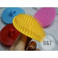 Gambar sisir keramas salon/ sisir cuci rambut / pomade model bulat - Pink dari Cagalli shop undefined 3 Tokopedia