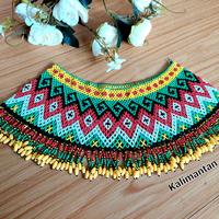 Gambar Teratai Pundak Dayak / Rompi bahu Manik Dayak Kalimantan Dewasa - Hijau dari Kalimantan Arts undefined 3 Tokopedia