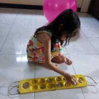 Gambar Dakon kayu lipat congklak kayu warna polos sudah termasuk biji dakon mainan anak tradisional family games Indonesia - Kayu mini dari Dandelion Stores undefined 1 Tokopedia