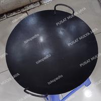 Gambar WAJAN BAJA HITAM TEBAL | KUALI BAJA ANTI LENGKET 48 CM dari PUSAT MULYA JAYA undefined 1 Tokopedia