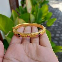 Gambar gelang tembaga lapis emas aksesoris bali - pink hitam 3 dari MESESARI ONLINE undefined 3 Tokopedia