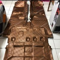 Gambar Pajero Mitsubishi Karpet dasar XPE Kuat Tebal Anti air Made in Jepang dari SPAREPART NISSAN GENUINE undefined 2 Tokopedia