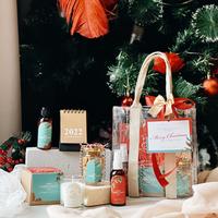 Gambar Hampers Natal Christmas Goodie Bag Tote Bag dari Doutzen by Meetmadme undefined 2 Tokopedia
