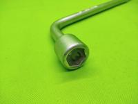 Gambar KUNCI RODA L SOCK + BUKAAN BAN 21 MM/congkelan ban mobil motor gerobak dari GLOBAL BANGUNAN SUKSES undefined 3 Tokopedia